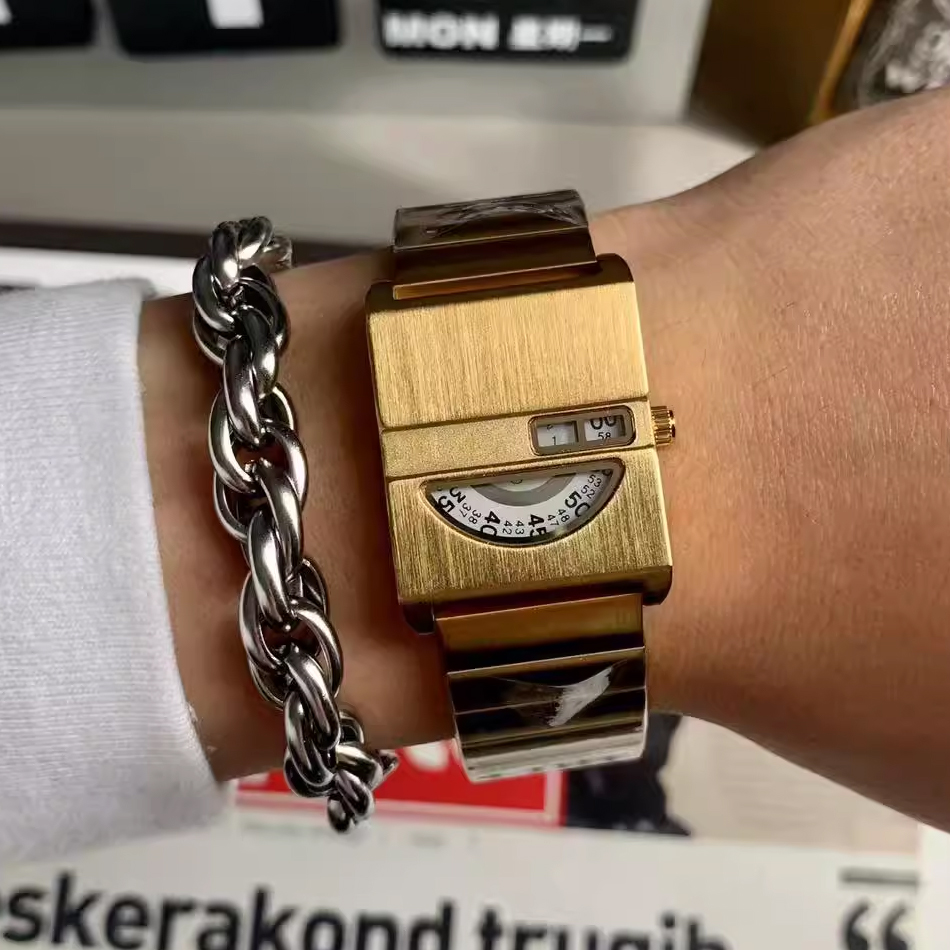 남성용 팔찌 시계 사각 시계 스테인리스 스틸 팔찌 골드 - Luxury Watch Exchange 리뷰 및 가격