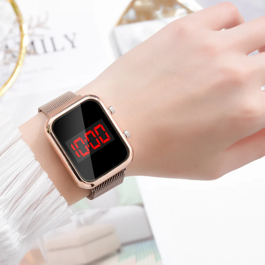 패션 마그네틱 버클 직사각형 LED 디지털 시계 남성  - Luxury Watch Exchange 리뷰 및 가격